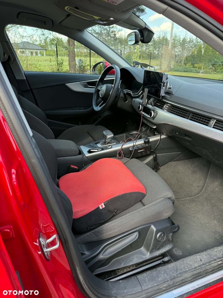 Audi A4 Avant 40 TDI Advanced S tronic - 10