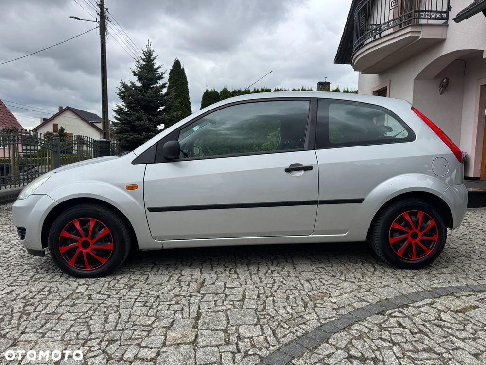 Ford Fiesta 1.3 Fun - 8