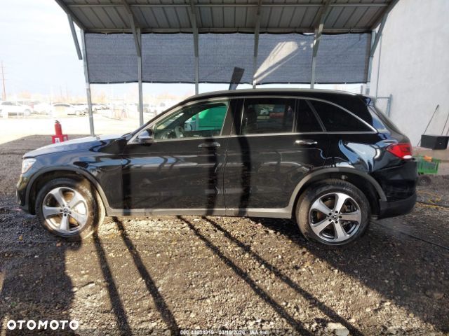 Mercedes-Benz GLC 300 4Matic 9G-TRONIC - 9