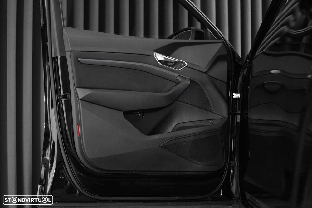 Audi e-tron Sportback 55 quattro - 32