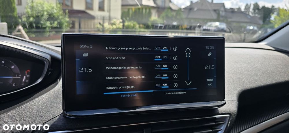 Peugeot 3008 1.5 BlueHDi Allure S&S EAT8 - 34