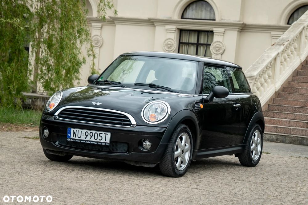 MINI Cooper Standard - 2