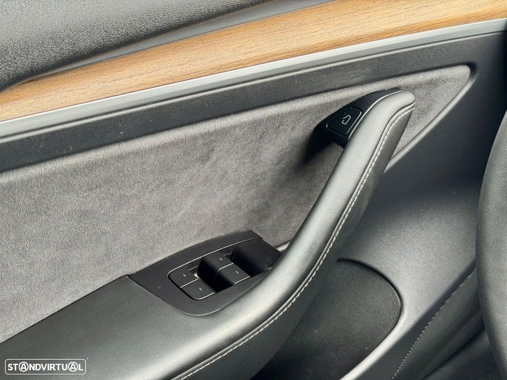 Tesla Model 3 Standard Range Plus RWD - 47