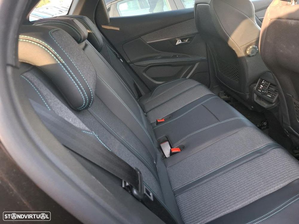 Peugeot 3008 225 e-EAT8 Allure Pack - 7