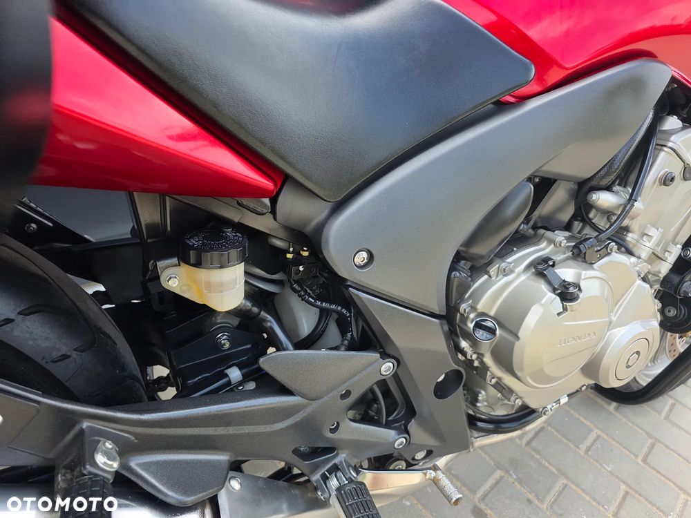 Honda CBF - 17