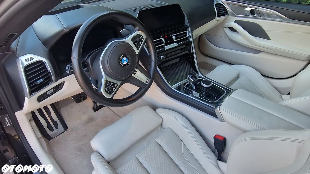 BMW Seria 8 - 10