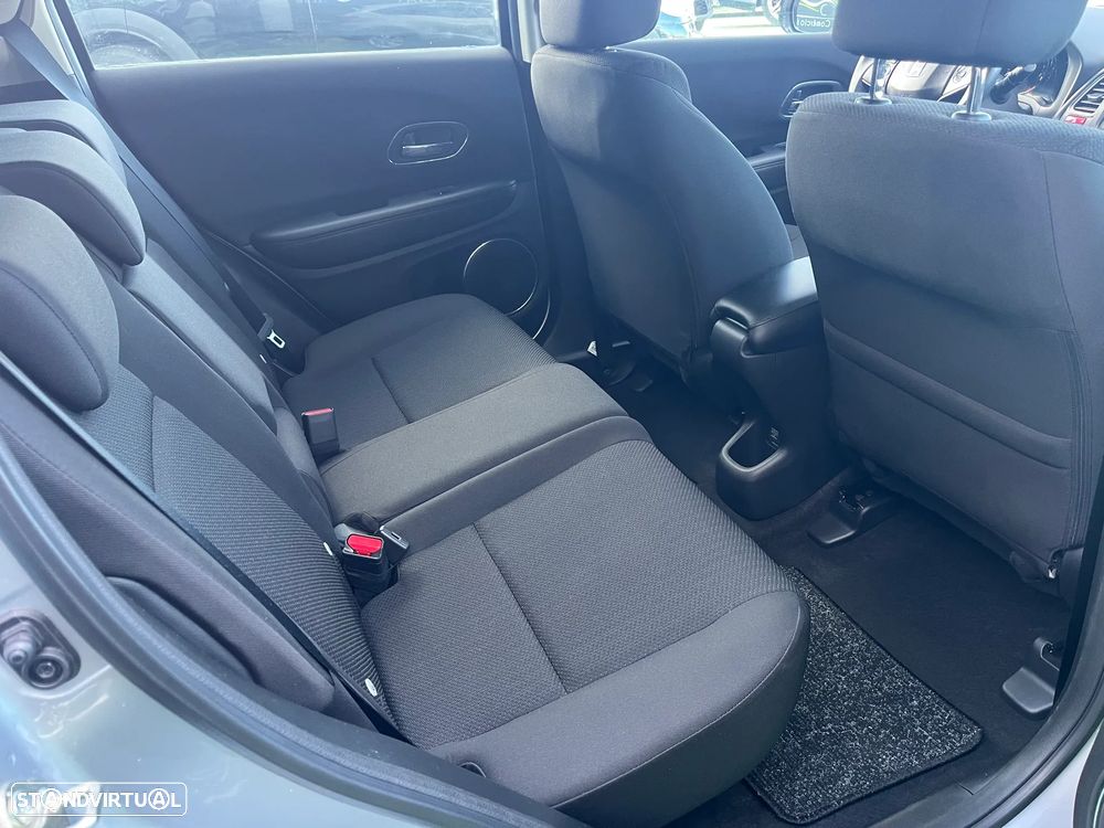 Honda HR-V 1.5 i-VTEC CVT Elegance - 26