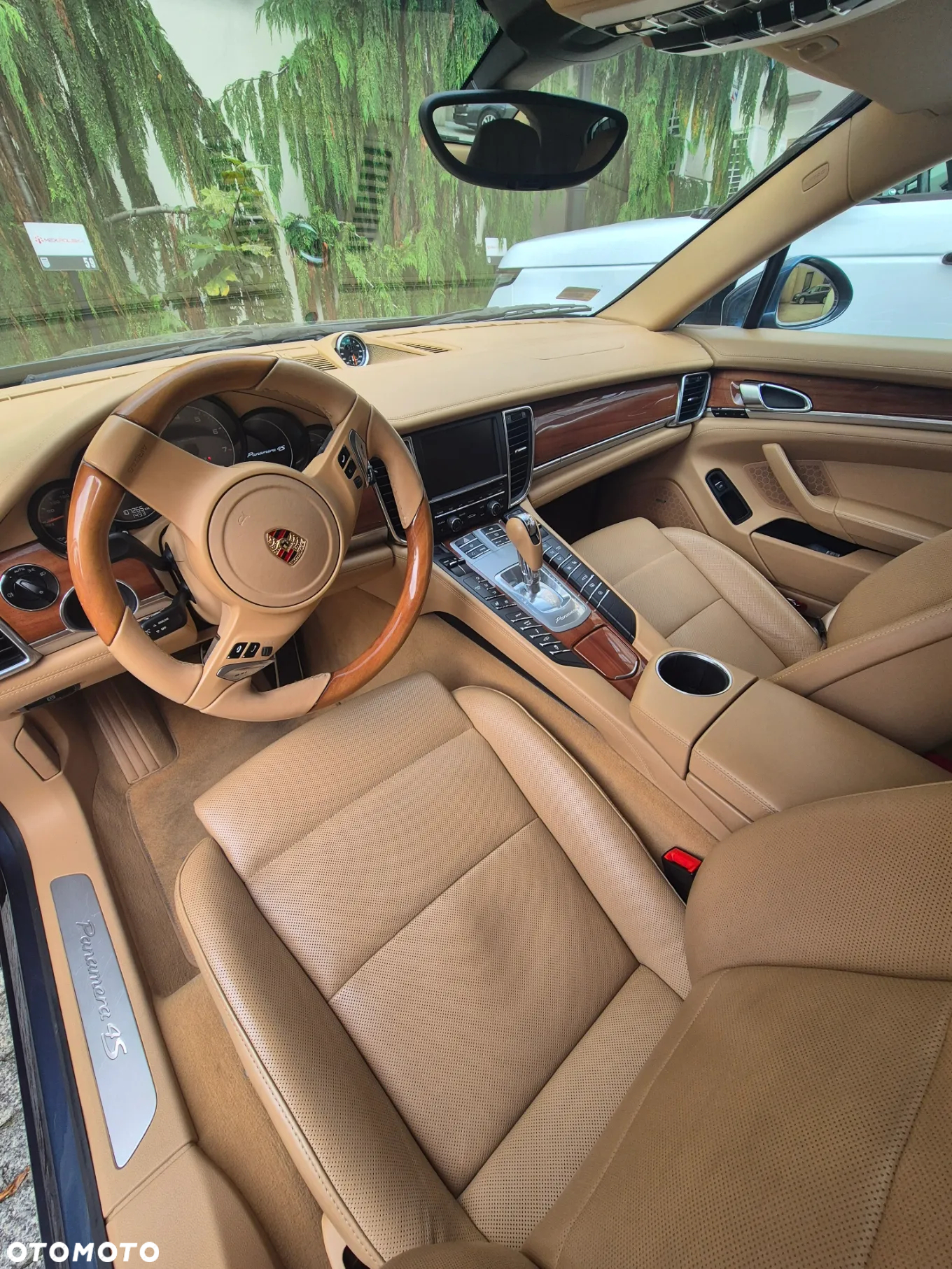 Porsche Panamera 4S - 10