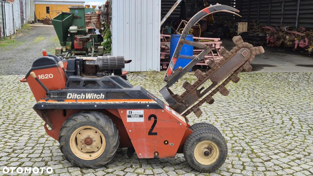Ditch Witch Koparka łańcuchowa DITCH WITCH 1620 KE - 4