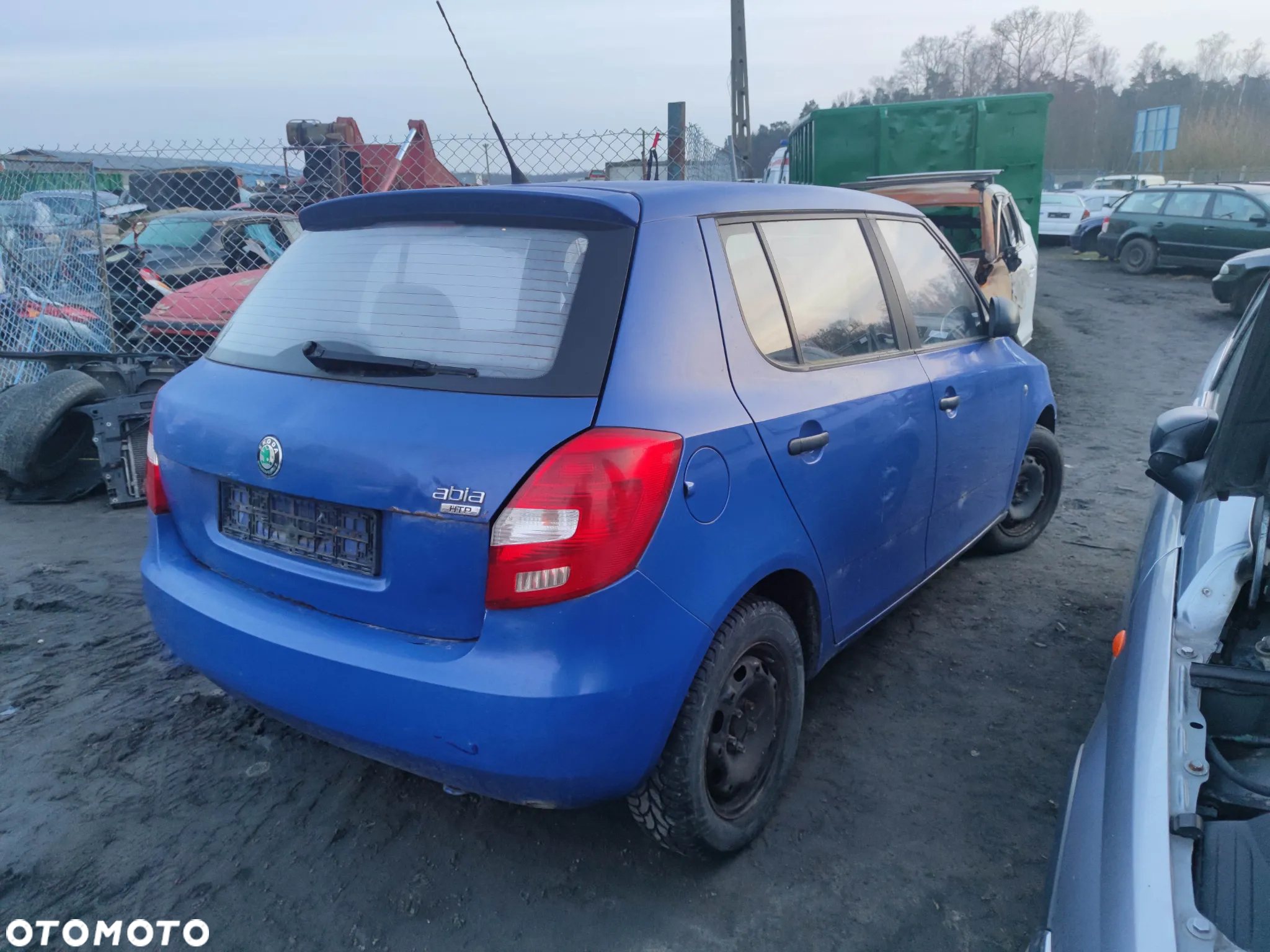 Skoda fabia II HB silnik 1.2 lakier 4590 na części - 5
