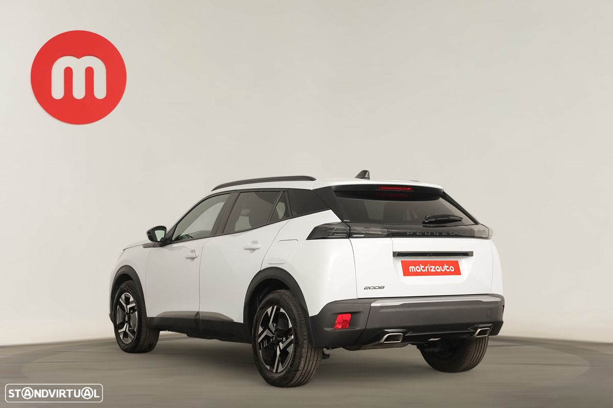 Peugeot 2008 1.2 PureTech Allure EAT8 - 3