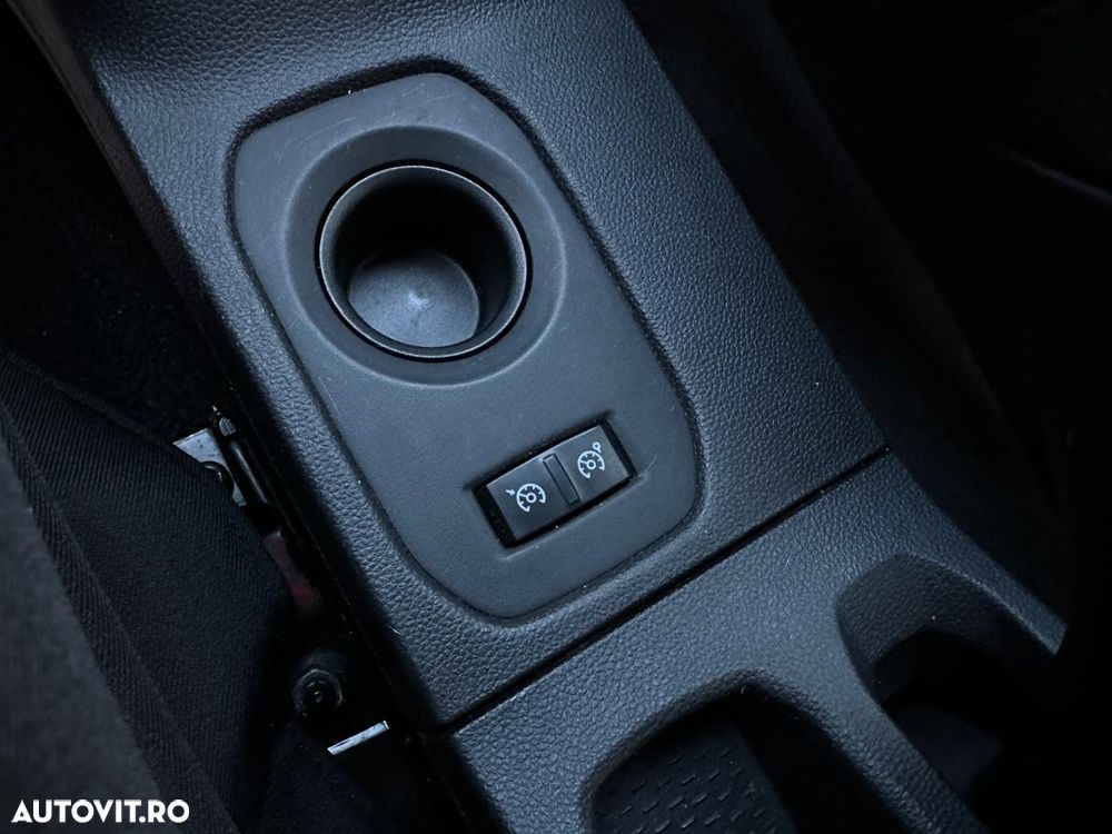 Dacia Duster SCe 115 2WD Comfort - 21