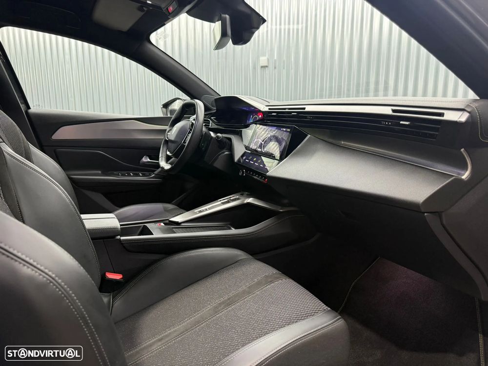 Peugeot 308 1.6 Hybrid GT Pack e-EAT8 - 23