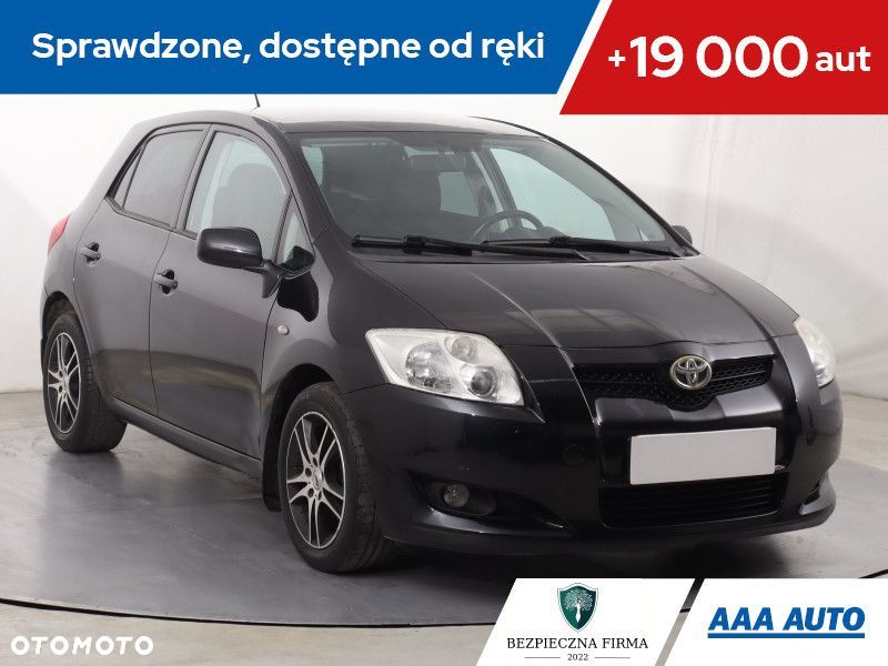 Toyota Auris - 2