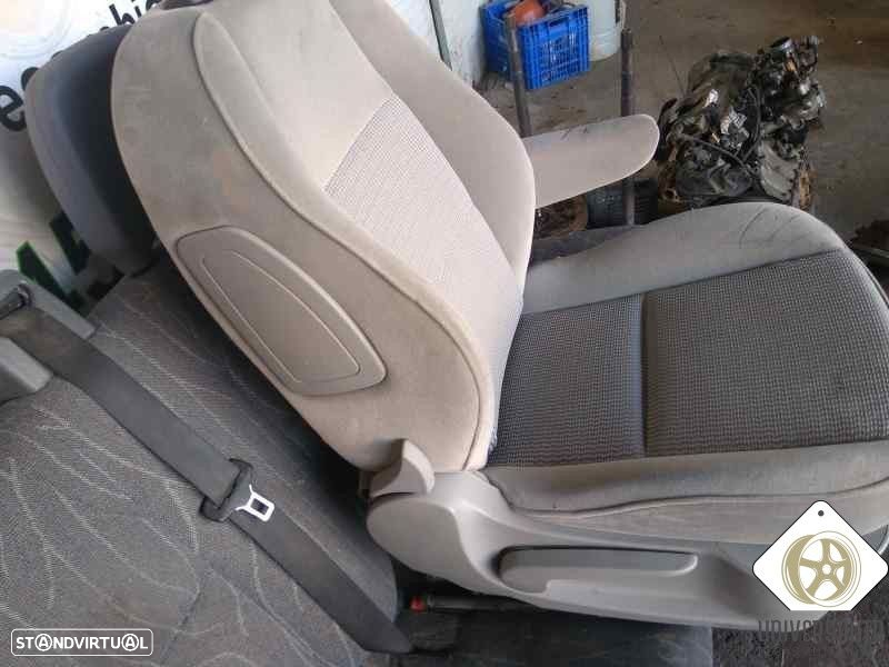 BANCO FRONTAL DIREITO PEUGEOT 207 2007 - 3