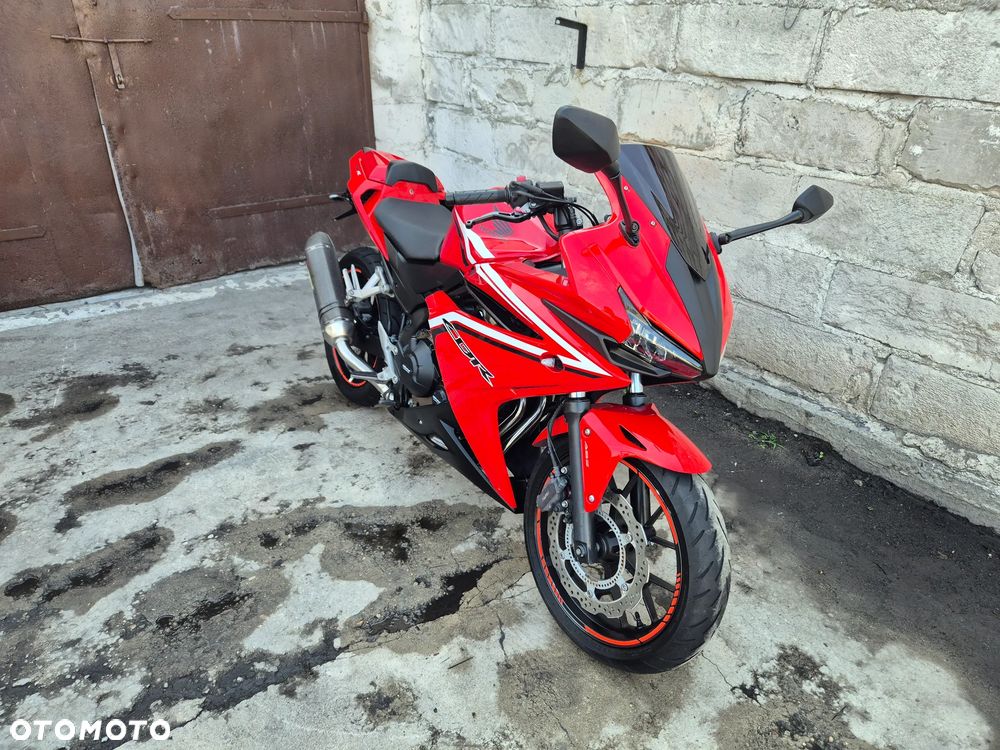 Honda CBR - 7