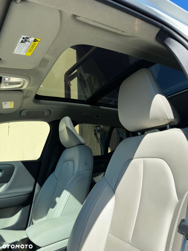 Volvo XC 40 B5 B AWD Ultimate Bright - 23