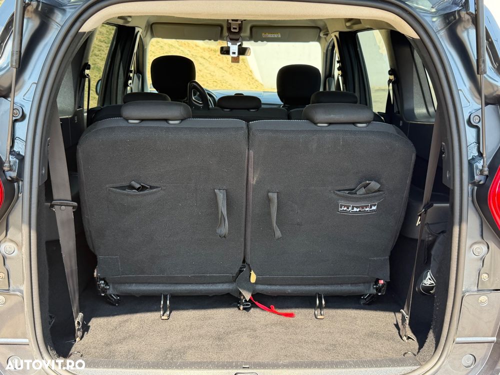 Dacia Lodgy 1.5 dCi 109 CP Stepway - 6