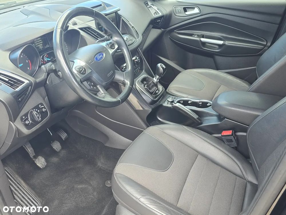 Ford Kuga 2.0 TDCi 2x4 Titanium - 7