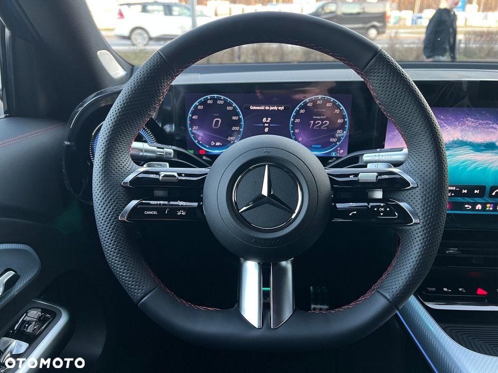 Mercedes-Benz GLB 250+ EQ 85kWh - 15