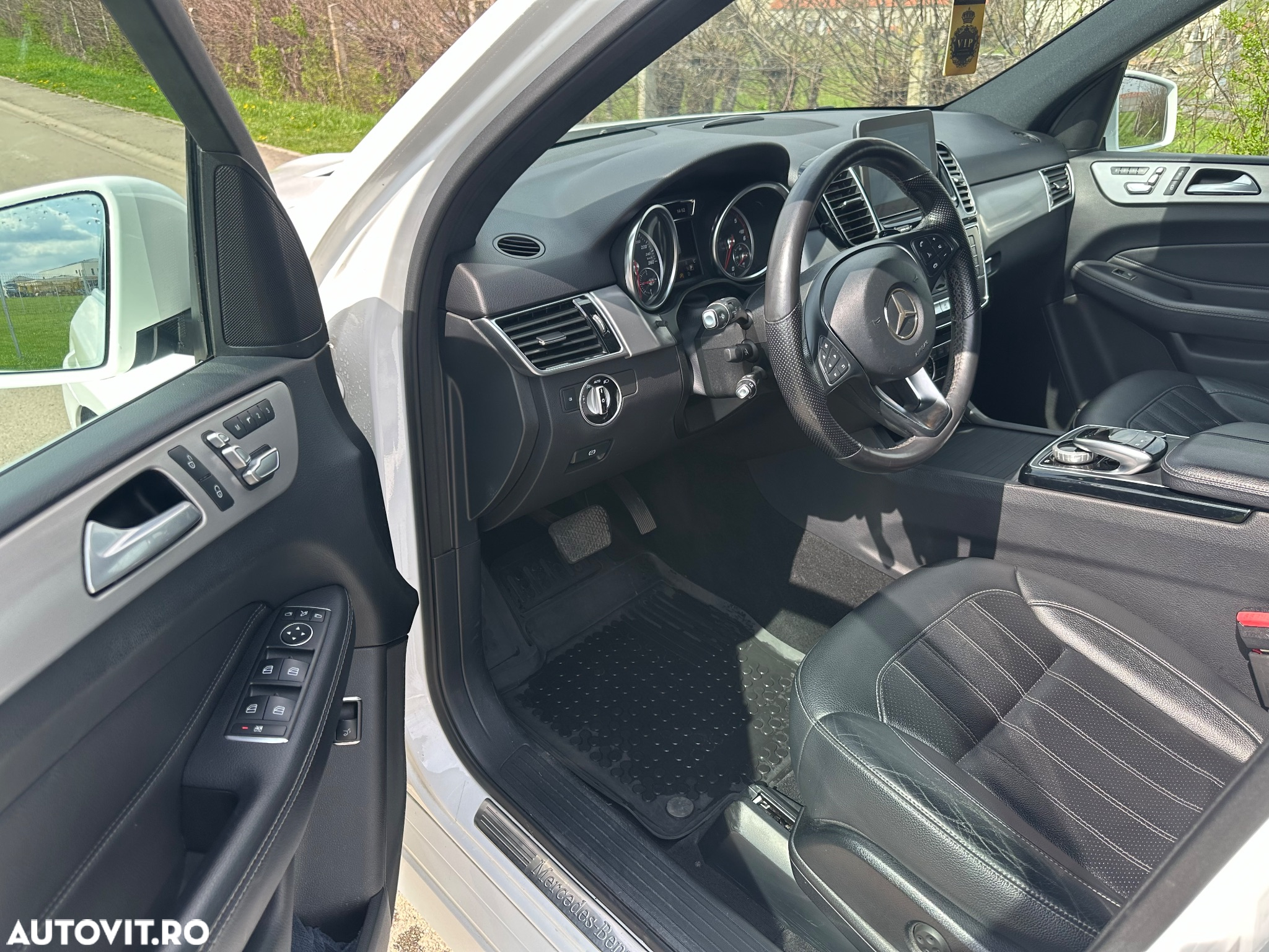 Mercedes-Benz GLE 350 d 4MATIC - 10