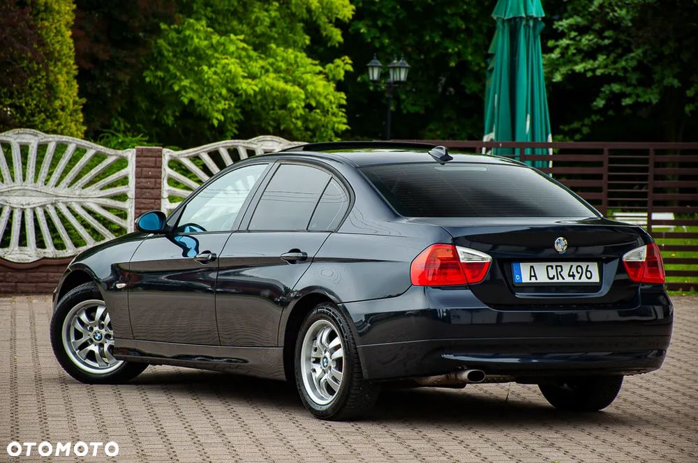 BMW Seria 3 - 16