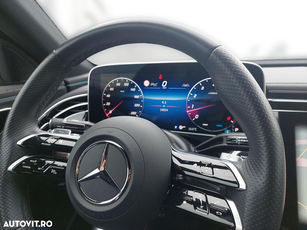 Mercedes-Benz E 200 4Matic 9G-TRONIC AMG Line - 16