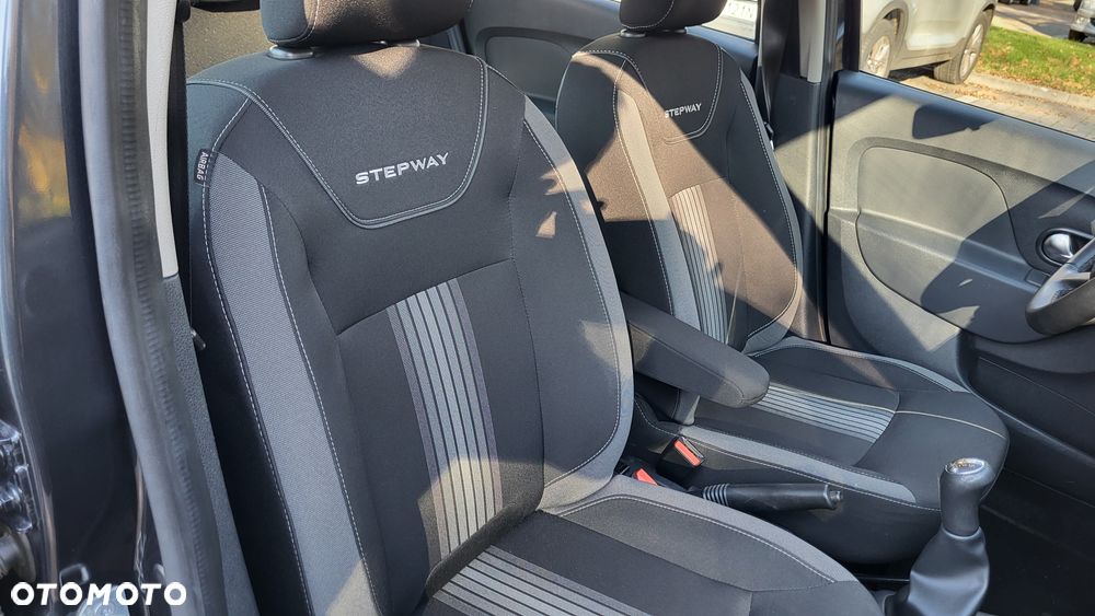 Dacia Sandero Stepway TCe 90 (S&S) Celebration - 9