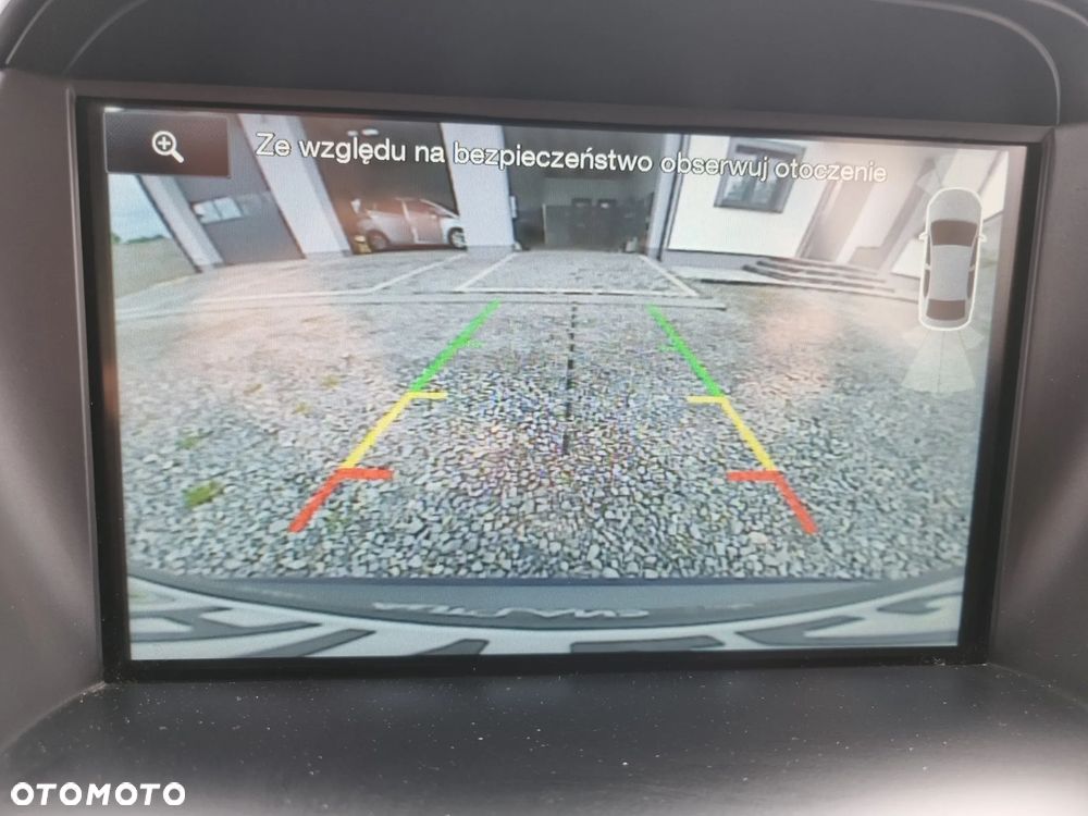 Ford C-MAX 1.5 TDCi Start-Stop-System Titanium - 24
