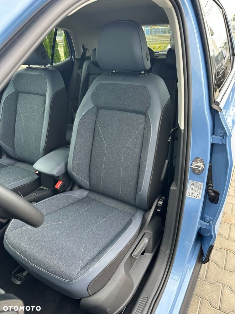Volkswagen T-Cross - 11