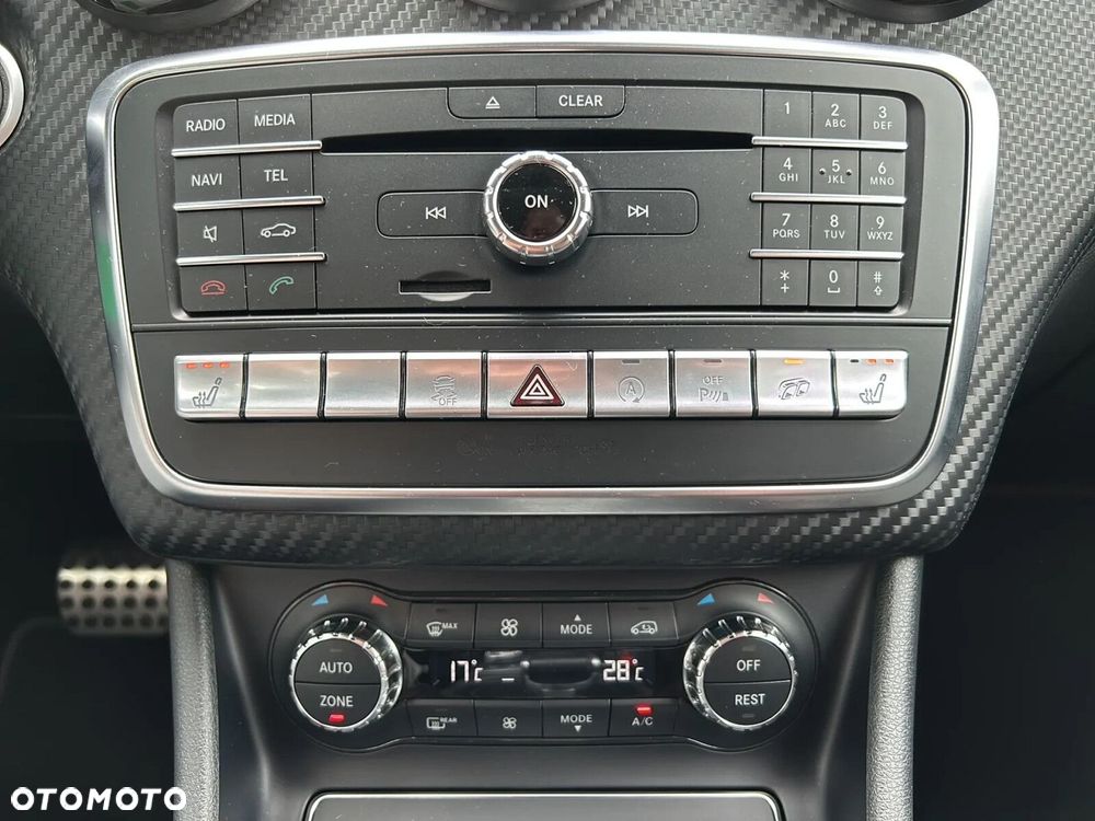 Mercedes-Benz Klasa A AMG 45 4-Matic - 29