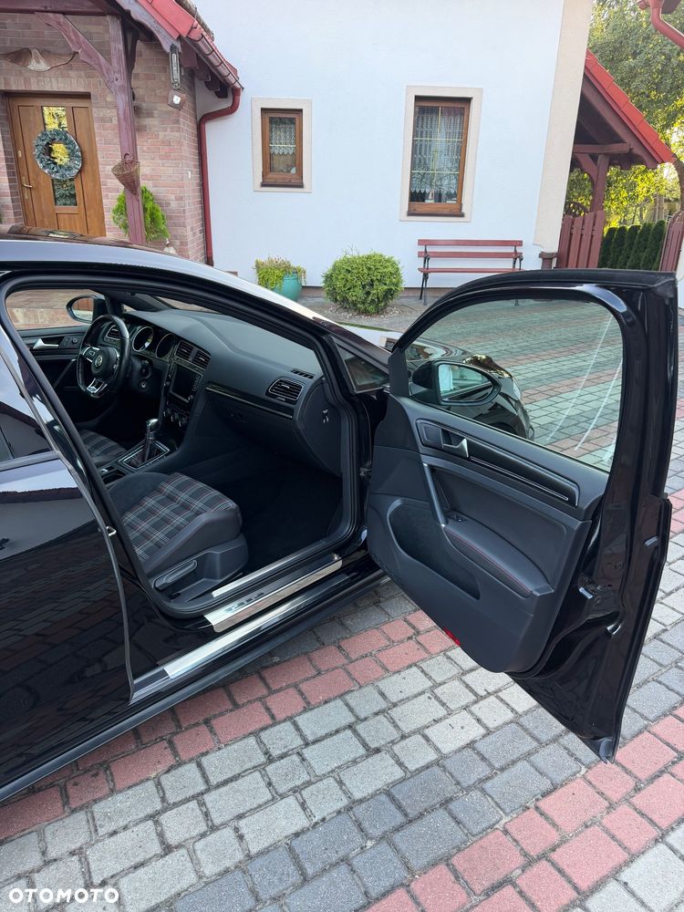 Volkswagen Golf 2.0 TSI BMT GTI DSG - 29