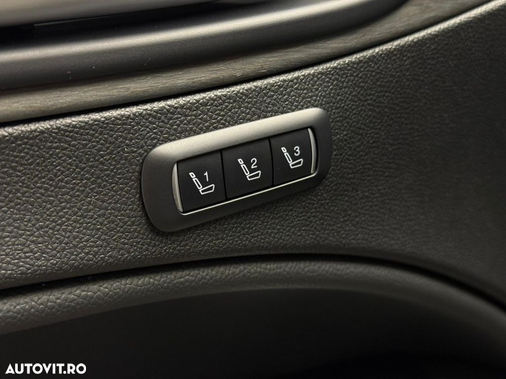 Alfa Romeo Stelvio - 14