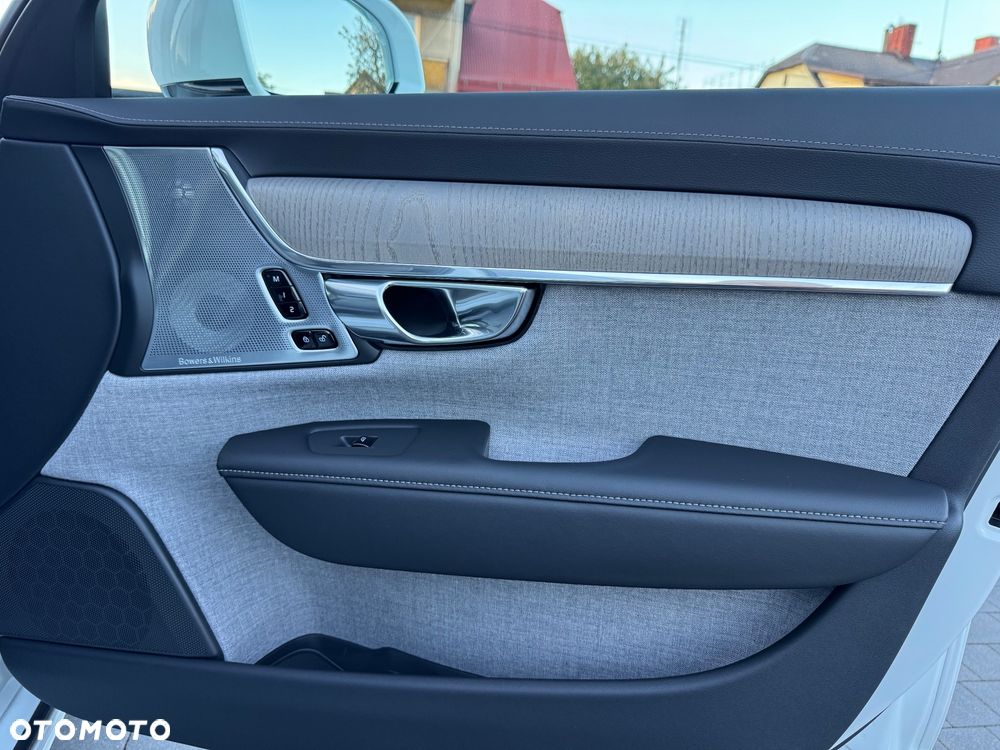 Volvo V90 T8 Twin Engine AWD Inscription - 24