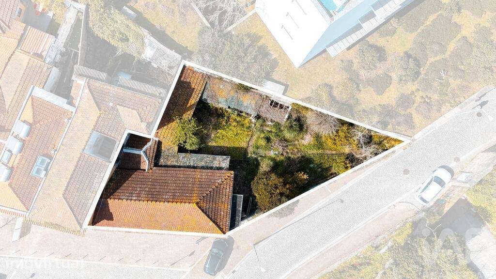 Moradia geminada em Lordelo do Ouro e Massarelos de 194 m2 - Grande imagem: 5/10