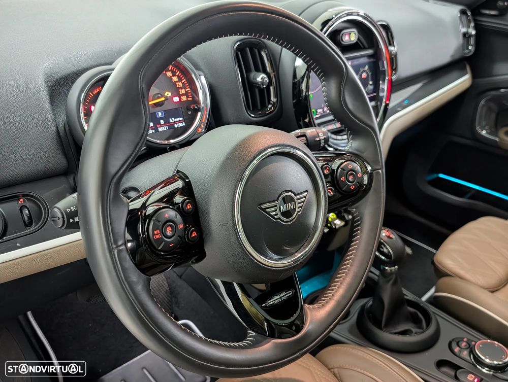 MINI Countryman Cooper SE ALL4 Auto - 12