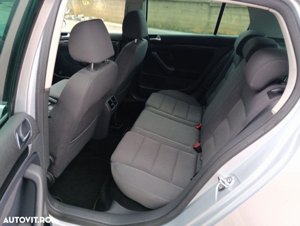 Volkswagen Golf 1.9 TDI DPF Sportline - 22