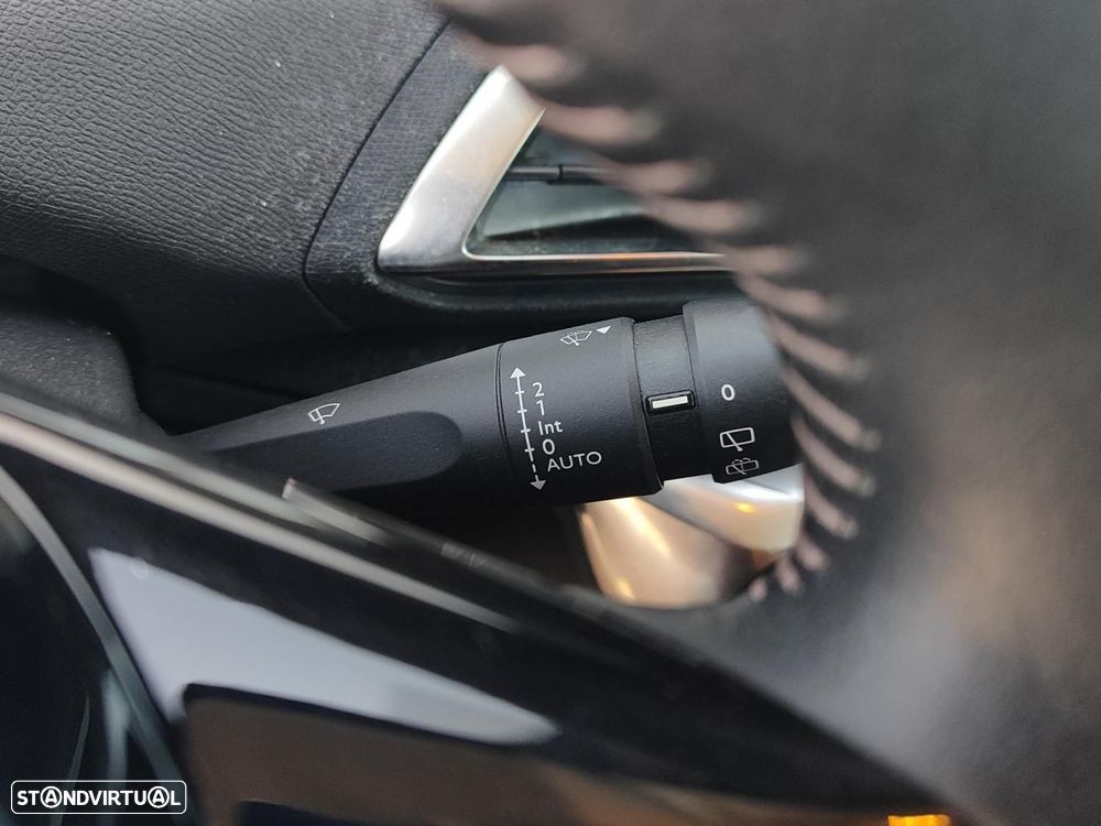 Peugeot 3008 1.5 BlueHDi Active Pack - 25