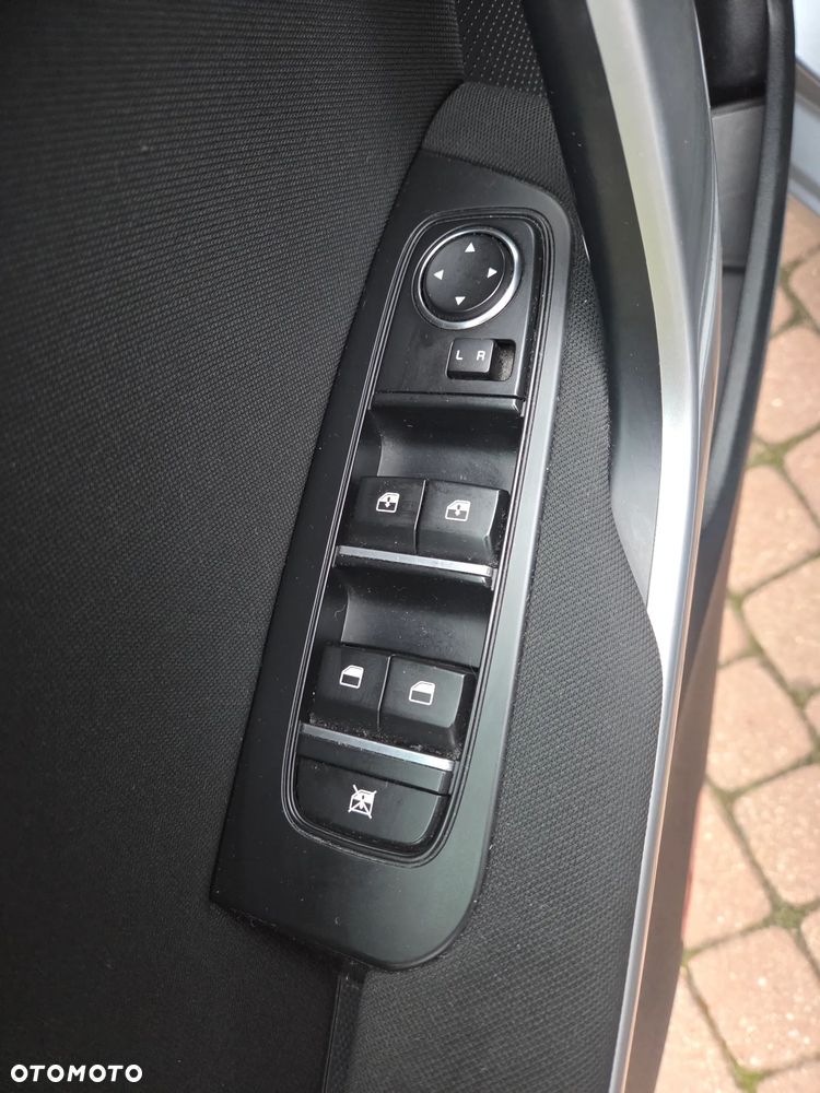 Kia Ceed 1.6 CRDi mHEV L - 8