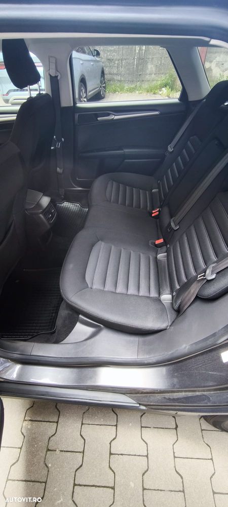 Ford Mondeo 2.0 TDCi Powershift Business - 8