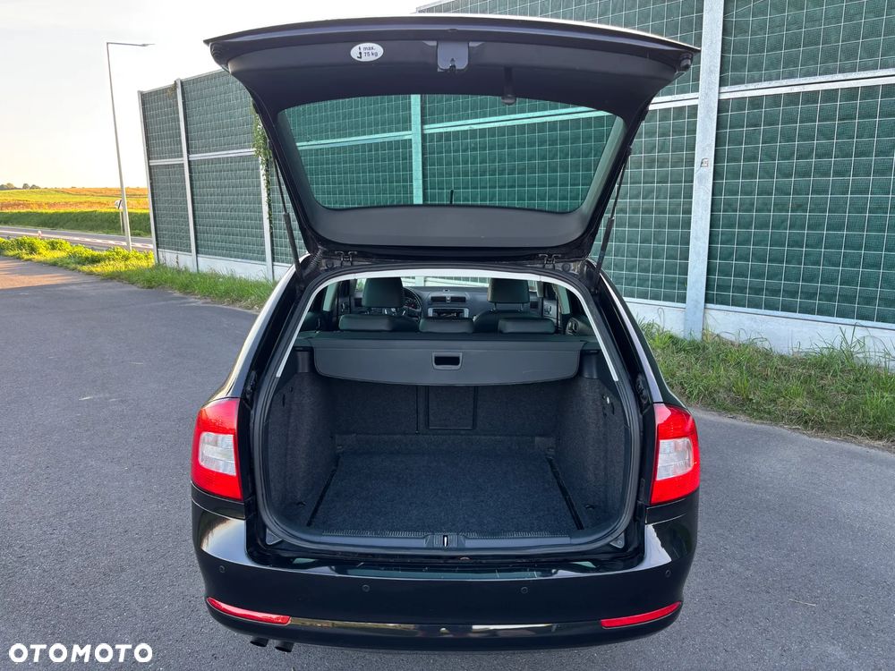 Skoda Octavia Combi 1.4 TSI IMPULS EDITION - 15