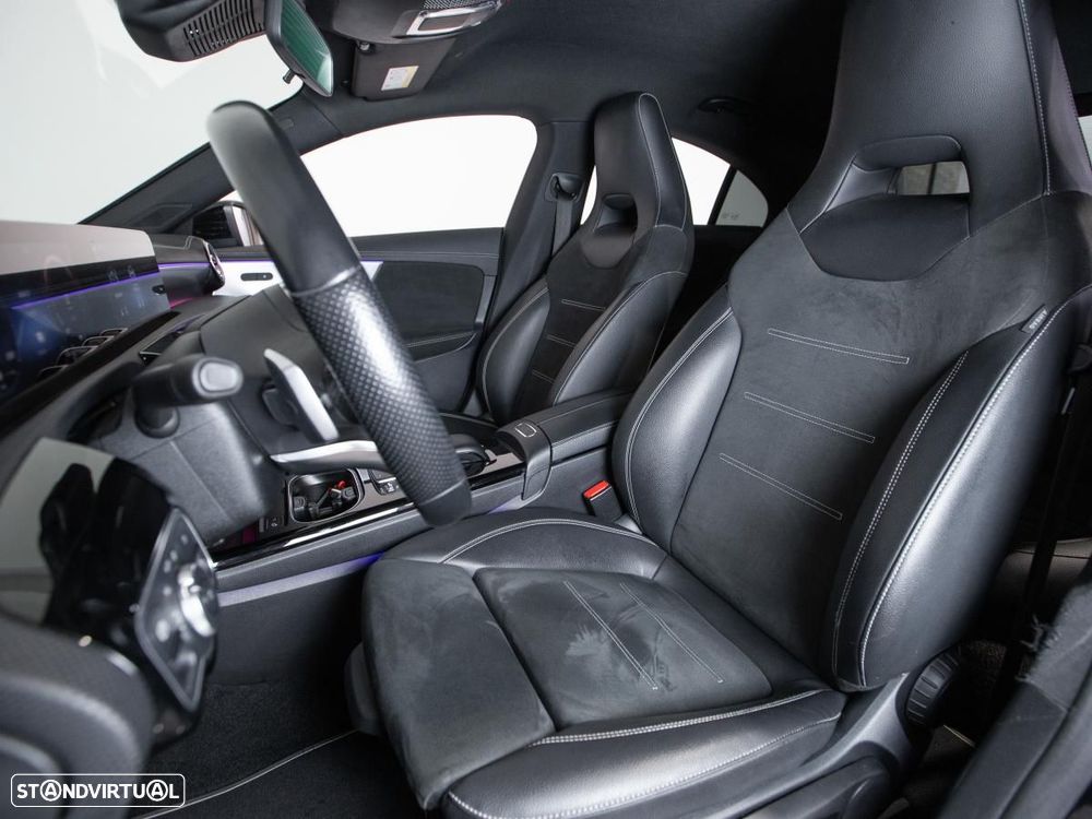 Mercedes-Benz CLA 250 e AMG Line - 8