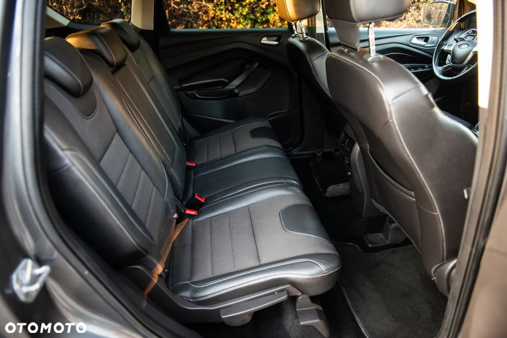 Ford Kuga 2.0 TDCi 4WD Titanium - 35