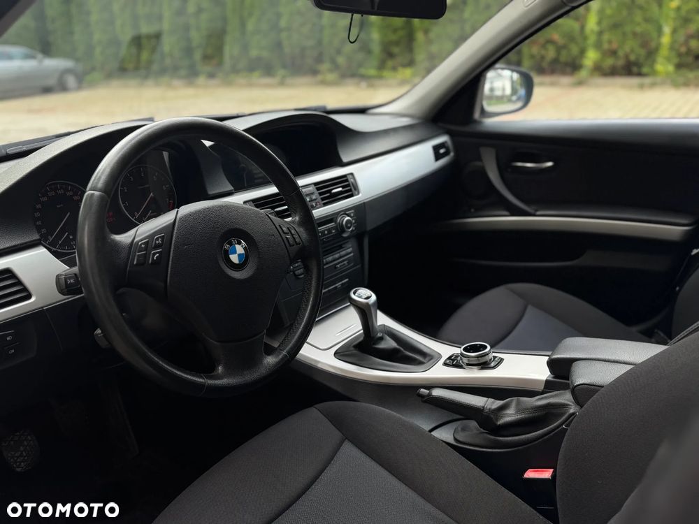 BMW Seria 3 320i Edition Lifestyle - 8