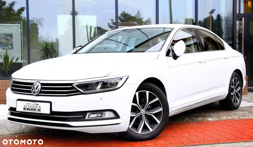 Volkswagen Passat - 4