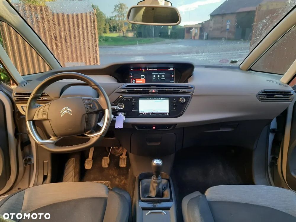 Citroën C4 SpaceTourer - 19