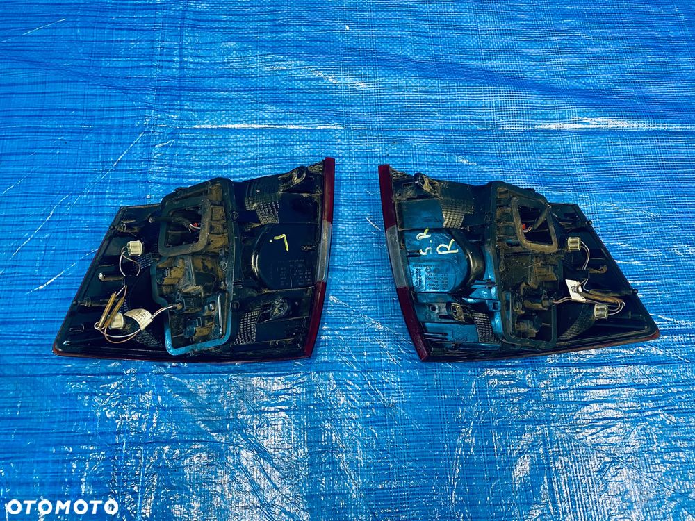 LAMPY LAMPA TYLNA W BŁOTNIK LEWA TYŁ LEWY SKODA RAPID SPACEBACK LIFT 17R ; 5JJ945095A  5JJ945096A  EUROPA ORYGINAŁ - 9