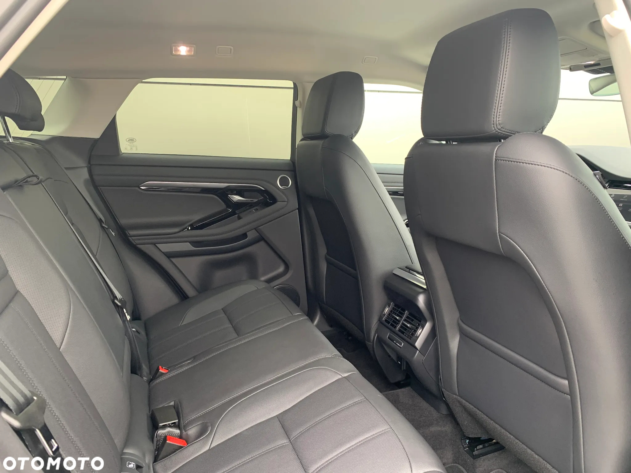 Land Rover Range Rover Evoque D200 SE - 12