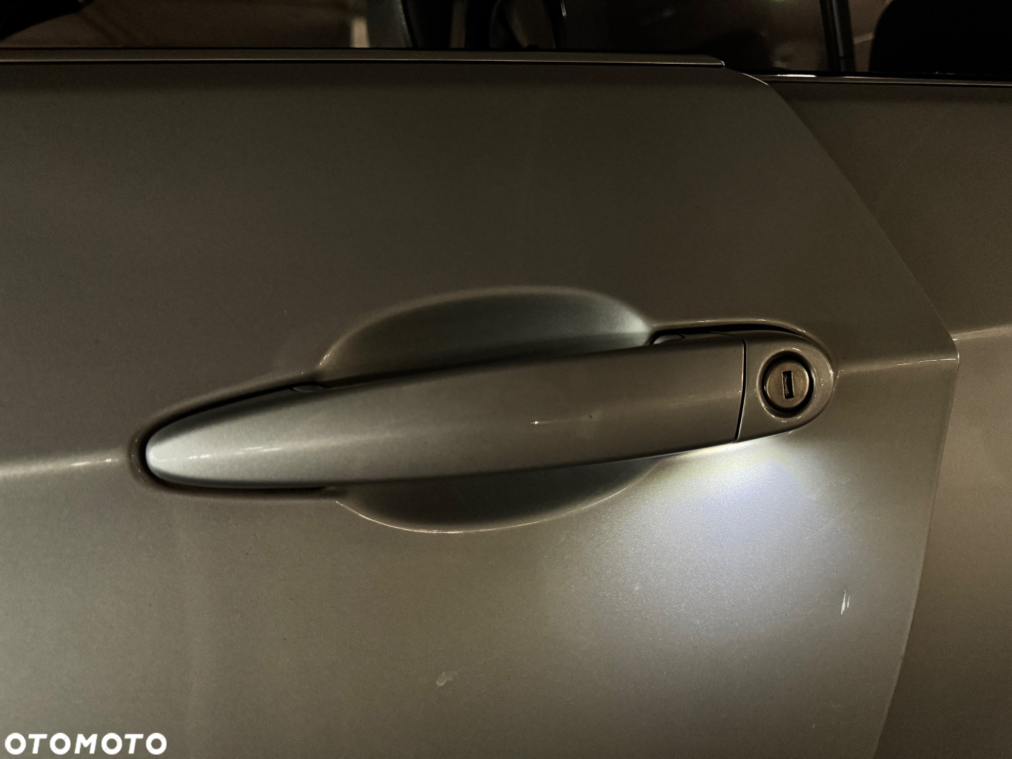 BMW Seria 3 320i - 26