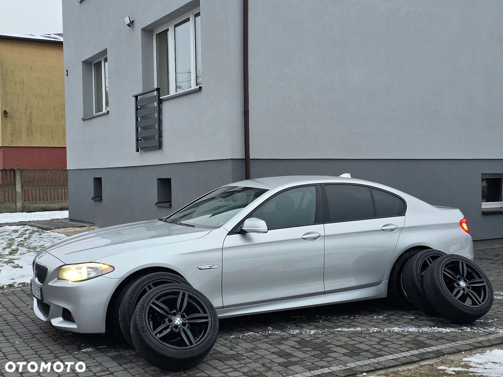 BMW Seria 5 525d xDrive - 5